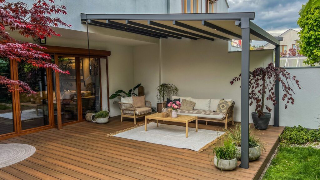 Pergola tkaninowa z napędem ręcznym